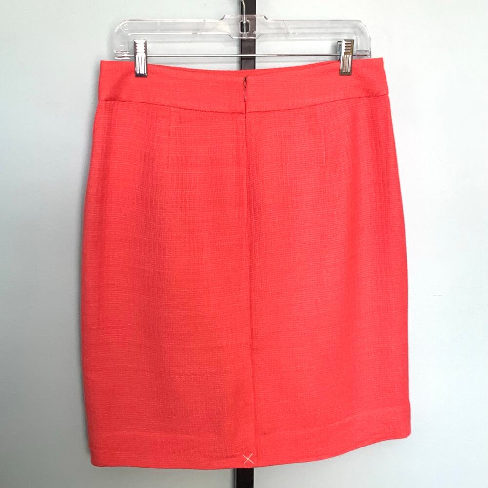 NWT J. Crew Factory Textured Pencil Skirt in Guava Size 6 - Picture 3 of 8